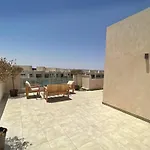 Radiant & Ravishing 2 Bdr Mangroovy Free Beach & Pool Access